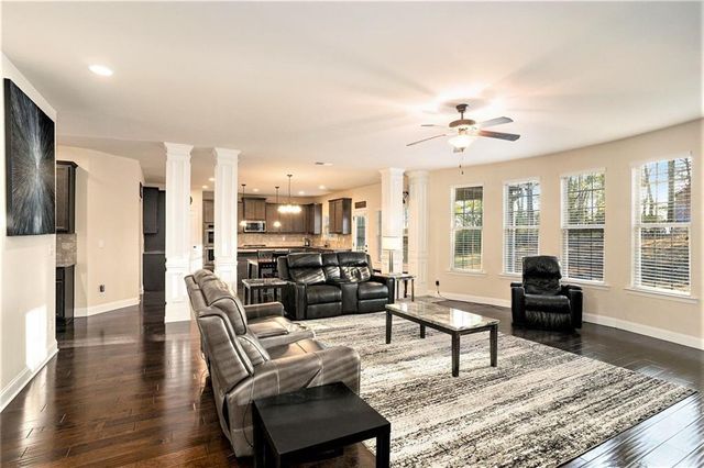 344 Shagbark Lane, Mcdonough, GA 30252