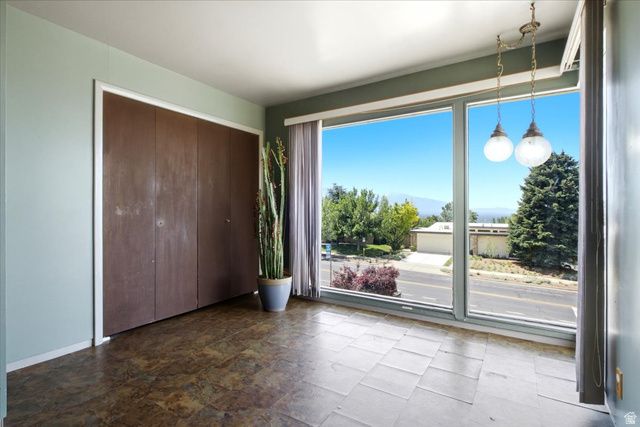 605 E 11TH AVE, Salt Lake City, UT 84103