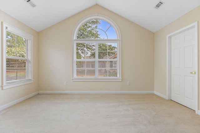 112 Ravines Lane, Spartanburg, SC 29301