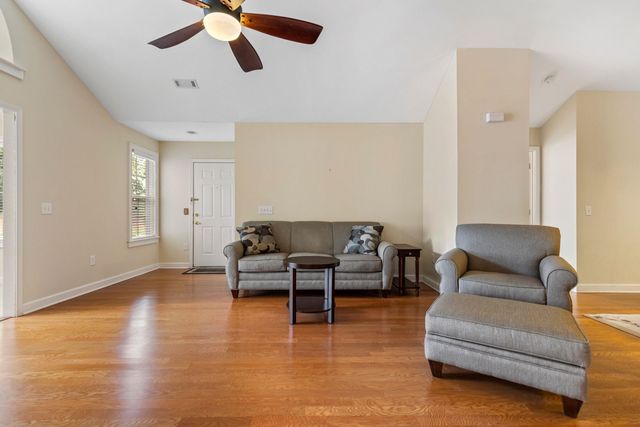 112 Ravines Lane, Spartanburg, SC 29301