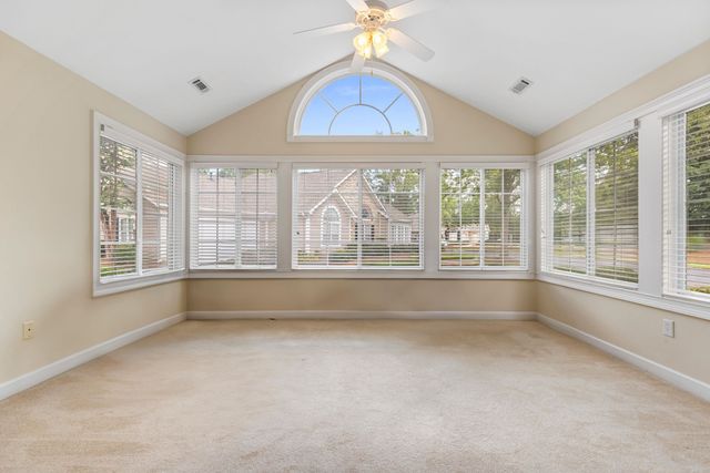 112 Ravines Lane, Spartanburg, SC 29301