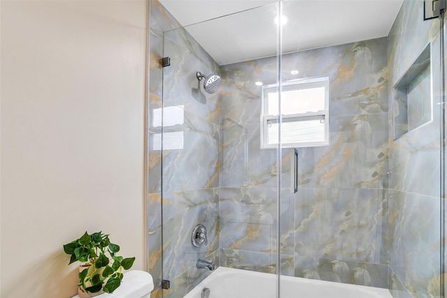 4518 W IDLEWILD AVENUE, Tampa, FL 33614