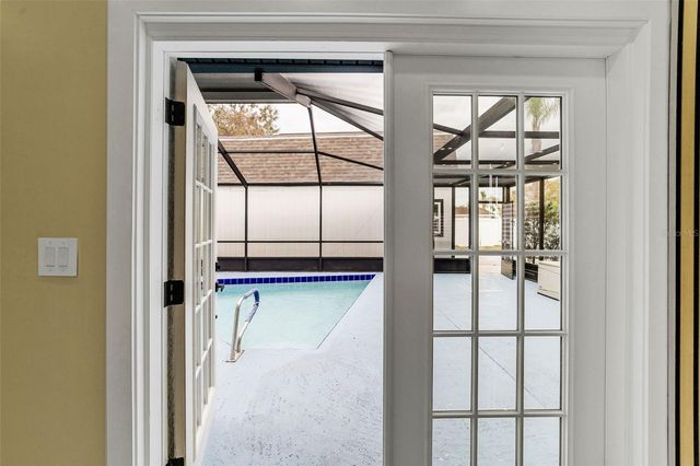 4518 W IDLEWILD AVENUE, Tampa, FL 33614