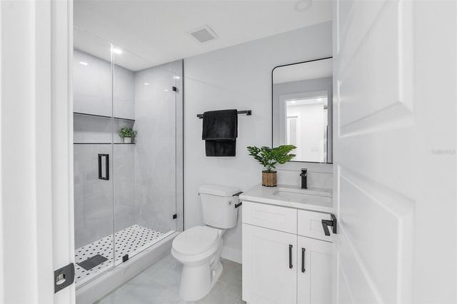 4518 W IDLEWILD AVENUE, Tampa, FL 33614