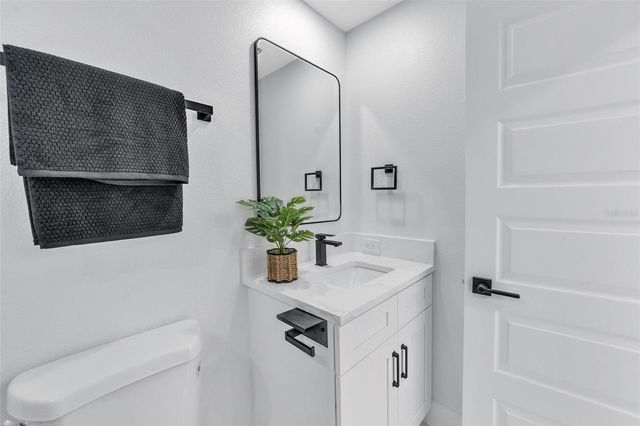 4518 W IDLEWILD AVENUE, Tampa, FL 33614