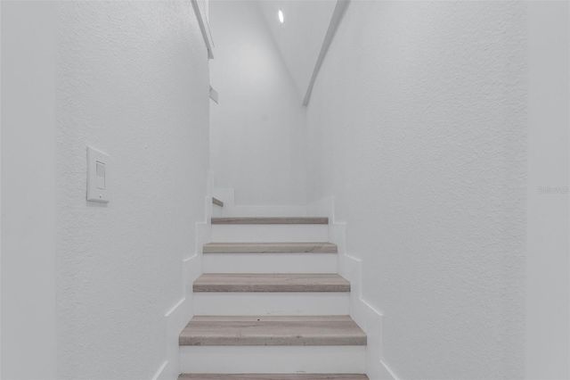 4518 W IDLEWILD AVENUE, Tampa, FL 33614