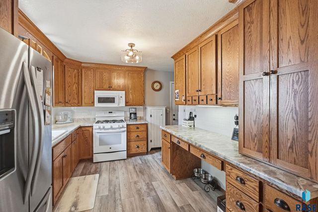 1200 E Cedar St Street, Brandon, SD 57005