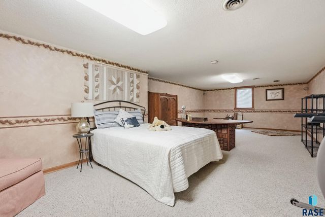 1200 E Cedar St Street, Brandon, SD 57005