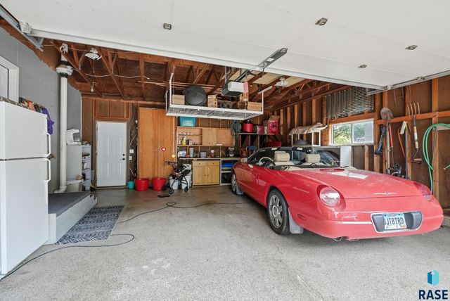 1200 E Cedar St Street, Brandon, SD 57005