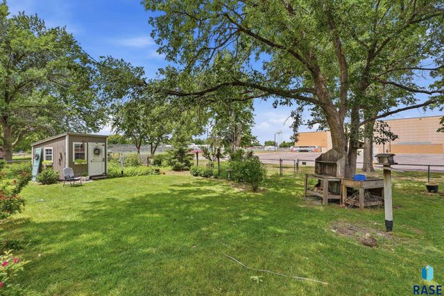 1200 E Cedar St Street, Brandon, SD 57005