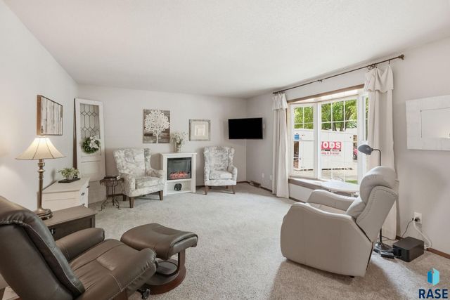 1200 E Cedar St Street, Brandon, SD 57005