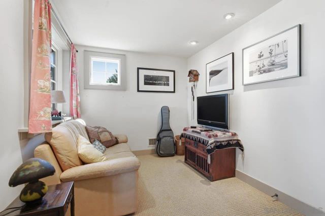 4511 Santa Cruz Avenue, San Diego, CA 92107