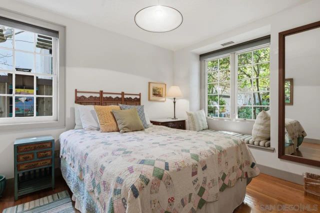 4511 Santa Cruz Avenue, San Diego, CA 92107