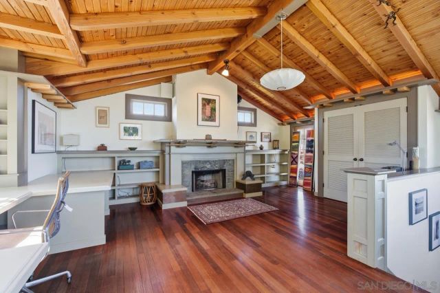 4511 Santa Cruz Avenue, San Diego, CA 92107