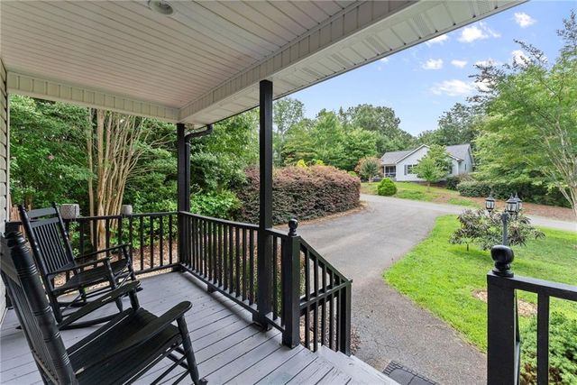 92 Cedar Springs Lane, Dahlonega, GA 30533