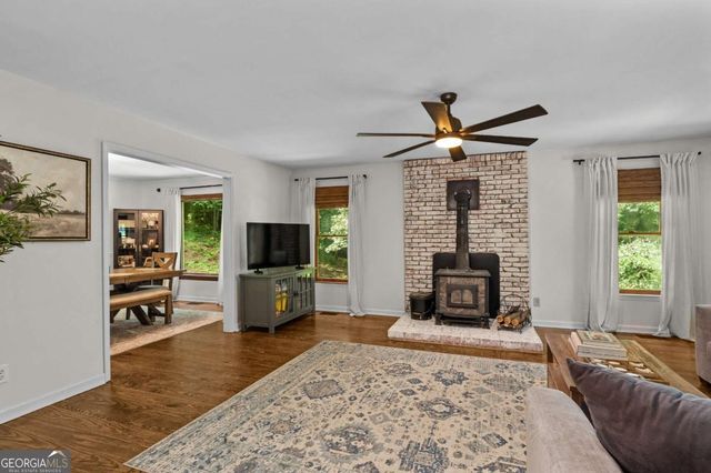 1175 Mars Hill Road NW, Acworth, GA 30101
