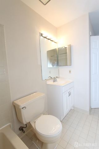 4707 Ravens Crest Drive, Plainsboro, NJ 08536