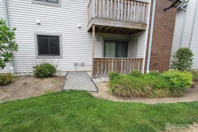 4707 Ravens Crest Drive, Plainsboro, NJ 08536
