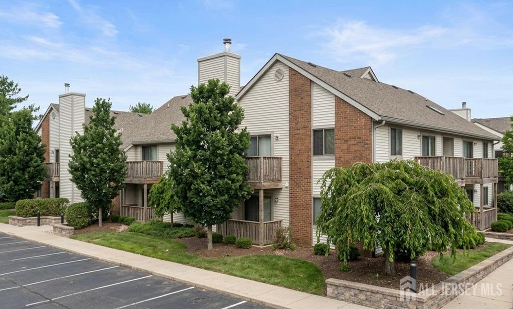 4707 Ravens Crest Drive, Plainsboro, NJ 08536