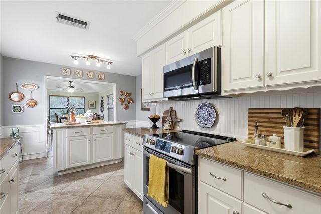 503 Shady Grove Drive, Granbury, TX 76049