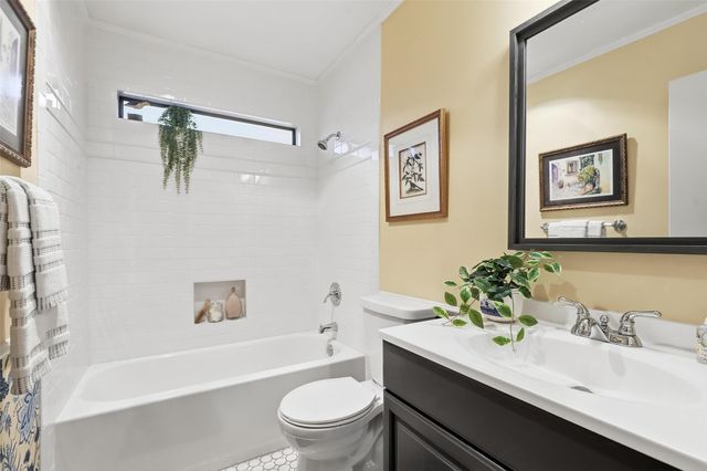 503 Shady Grove Drive, Granbury, TX 76049