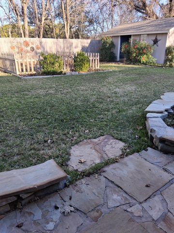 503 Shady Grove Drive, Granbury, TX 76049