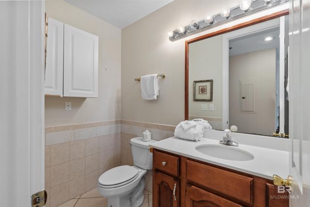 809 W Beach Boulevard P-301 & P-302, Gulf Shores, AL 36542