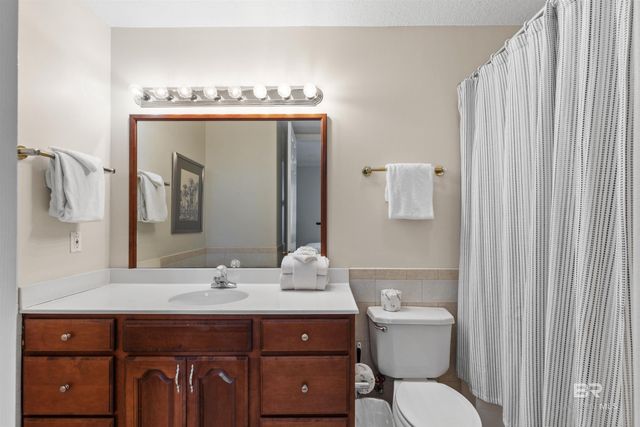 809 W Beach Boulevard P-301 & P-302, Gulf Shores, AL 36542