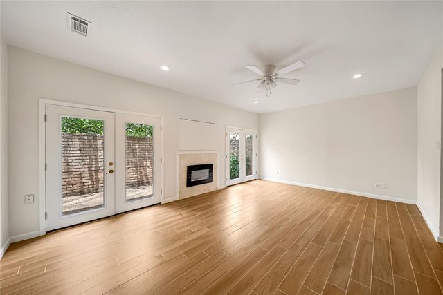 12625 Memorial Drive 142, Houston, TX 77024