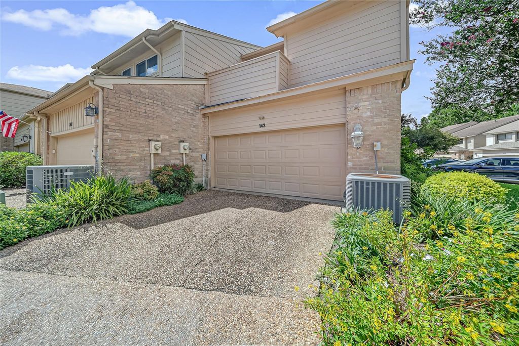 12625 Memorial Drive 142, Houston, TX 77024