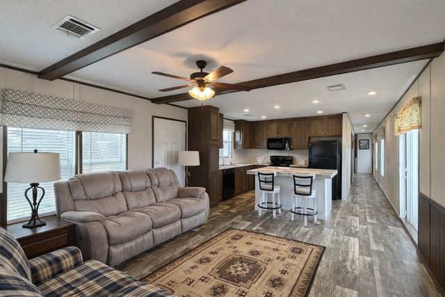 750 Waterfront Row, Quitman, TX 75783