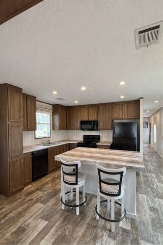 750 Waterfront Row, Quitman, TX 75783