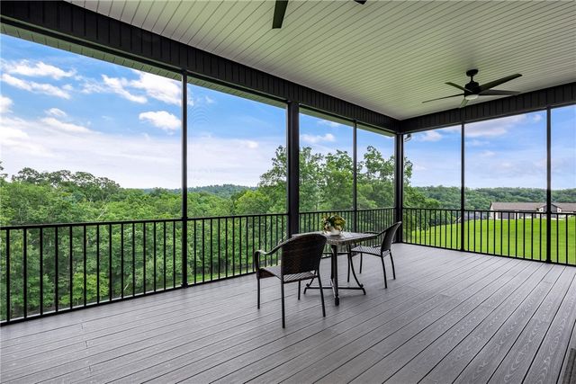 15440 Brightwater Xing, Rogers, AR 72756