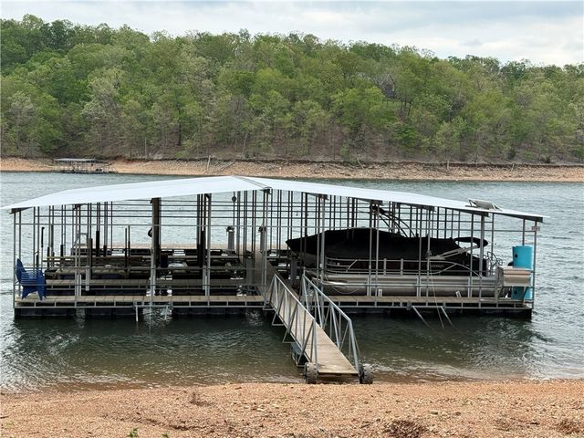 15440 Brightwater Xing, Rogers, AR 72756