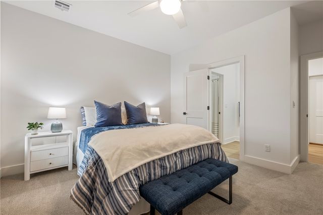 15440 Brightwater Xing, Rogers, AR 72756