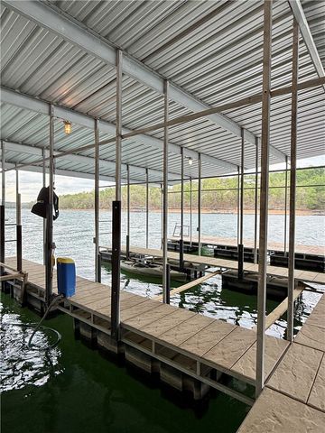 15440 Brightwater Xing, Rogers, AR 72756