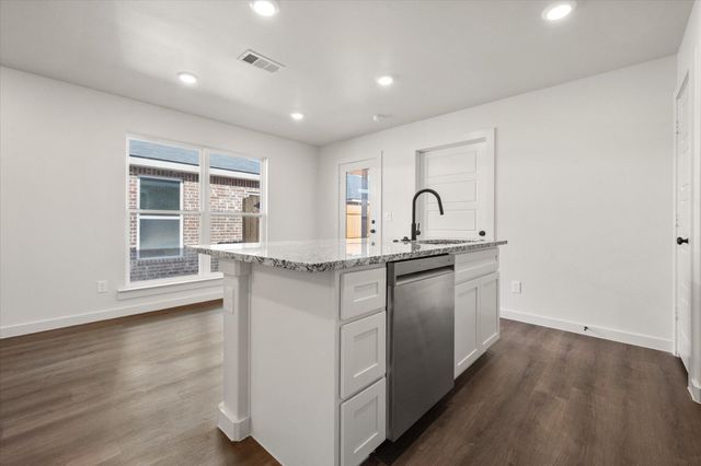 13805 Flint Avenue, Lubbock, TX 79423