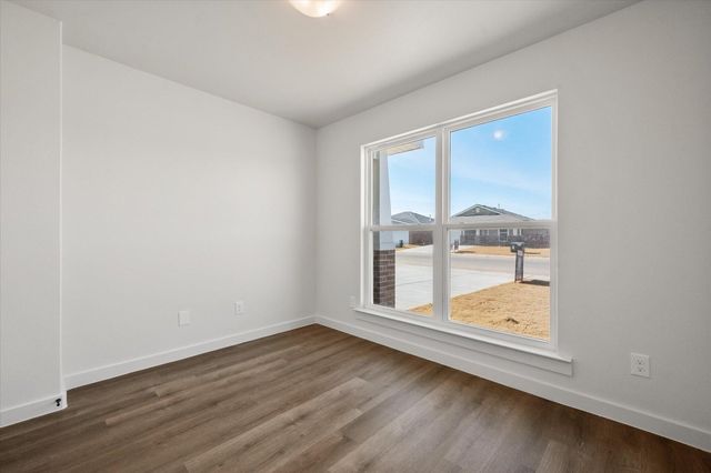 13805 Flint Avenue, Lubbock, TX 79423