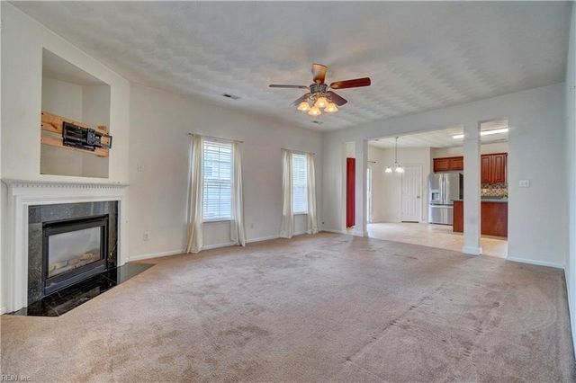 5005 Middlecoff LN, Suffolk, VA 23434