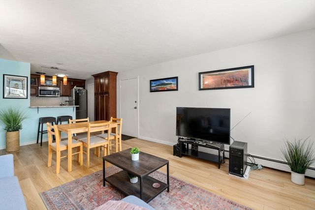 31 Warren St B1, Waltham, MA 02453