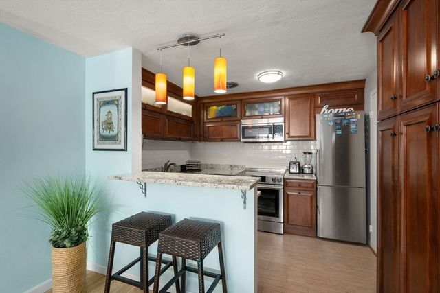 31 Warren St B1, Waltham, MA 02453