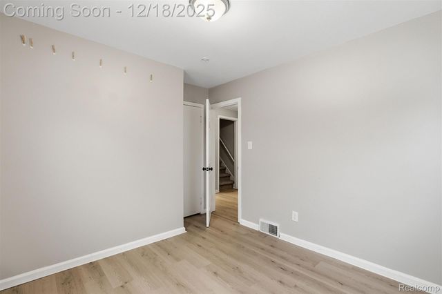 27550 Garfield Street, Roseville, MI 48066