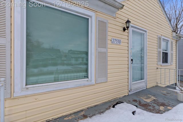 27550 Garfield Street, Roseville, MI 48066