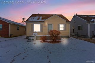 27550 Garfield Street, Roseville, MI 48066