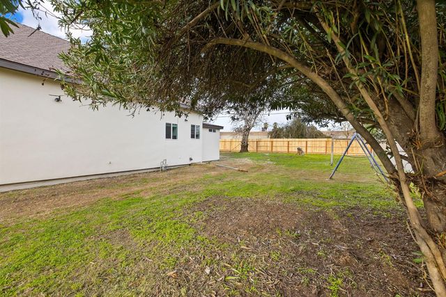 2022 Bauder Street, Selma, CA 93662