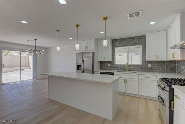 8125 Eginton Avenue, Las Vegas, NV 89145