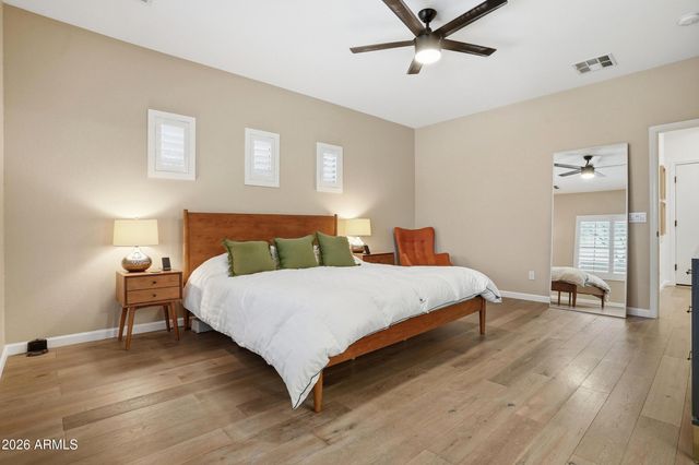 1285 E PARKVIEW Drive, Gilbert, AZ 85295