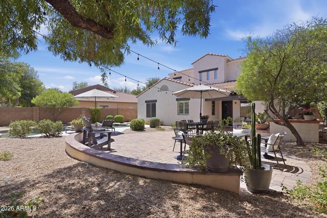 1285 E PARKVIEW Drive, Gilbert, AZ 85295
