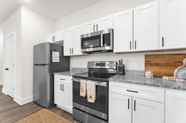 5742 Salvo Street 2, Hanahan, SC 29410