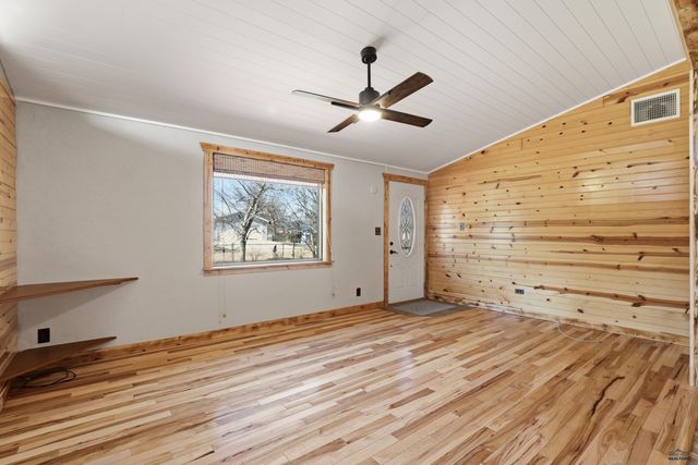 14930 W HILLS VIEW DR, Piedmont, SD 57769